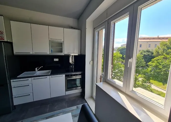 New Modern-park View-5 Minutes From Diocletian's Palace Split