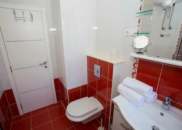 New Modern-park View-5 Minutes From Diocletian's Palace *