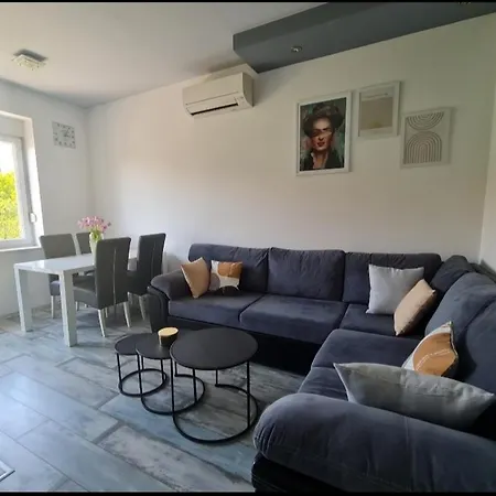شقة New Modern-park View-5 Minutes From Diocletian's Palace سبليت