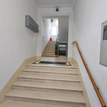 New Modern-park View-5 Minutes From Diocletian's Palace شقة سبليت