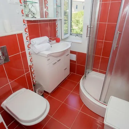 New Modern-park View-5 Minutes From Diocletian's Palace Apartment Split